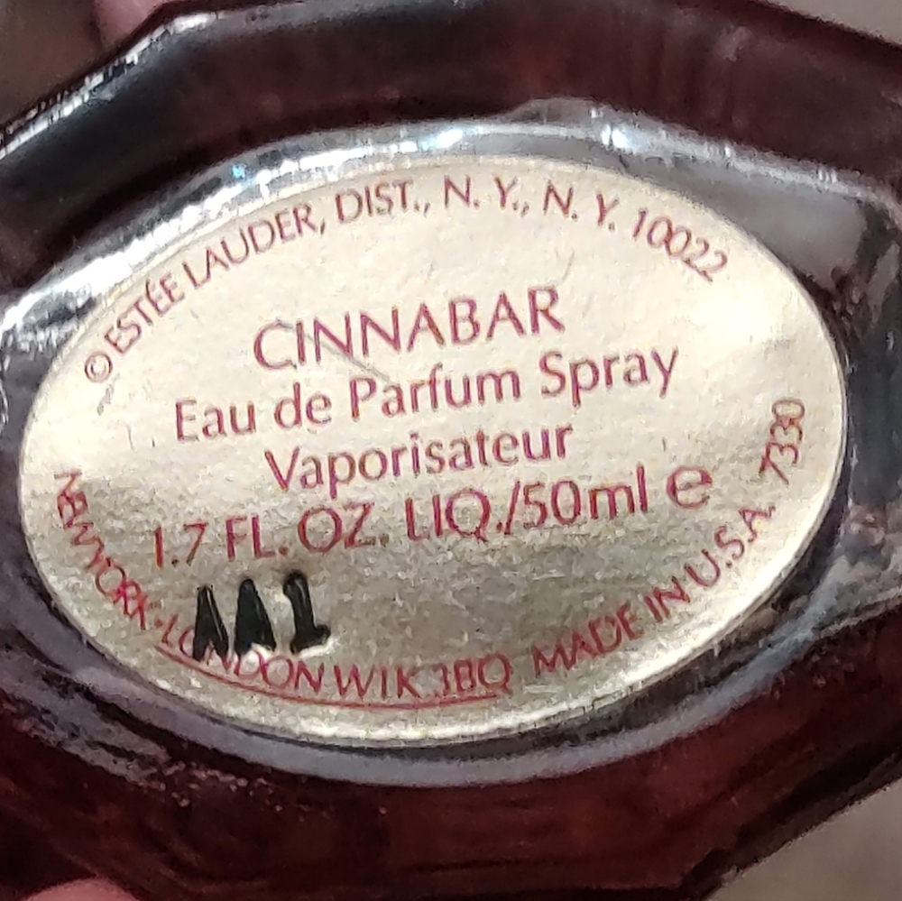 Estee Lauder Cinnabar perfume